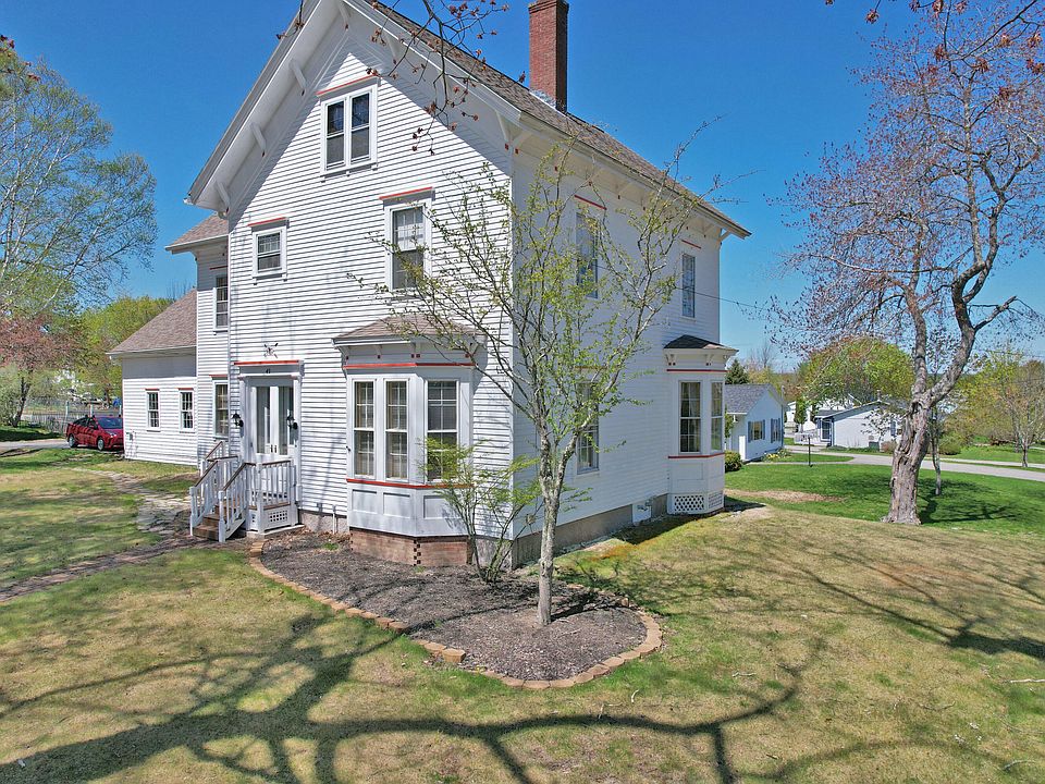 49 North Street, Machias, ME 04654 Zillow