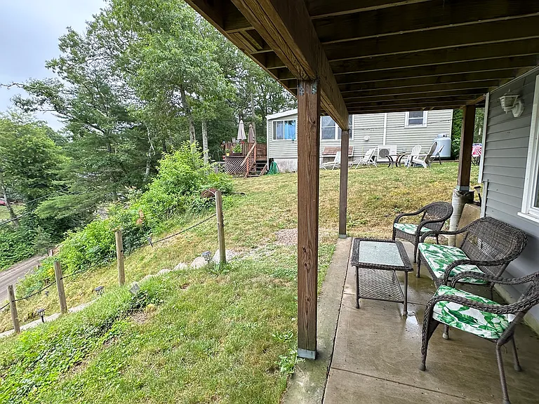 207 Roxy Cahoon Rd — Photo 36
