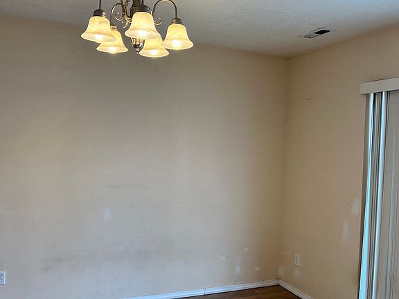 Dining area off Kitchen