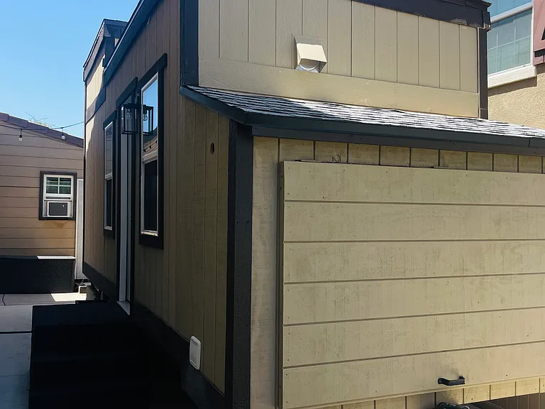 168 Yosemite Ave — Photo 8