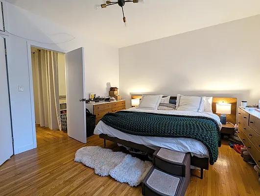 Rented by Manhattan Spaces | media 12