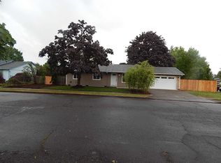 326 W Hollister St, Stayton, OR 97383