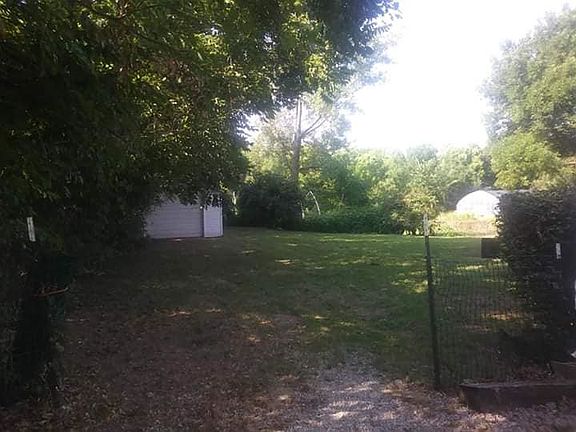 4th image of 7917 E 58th St