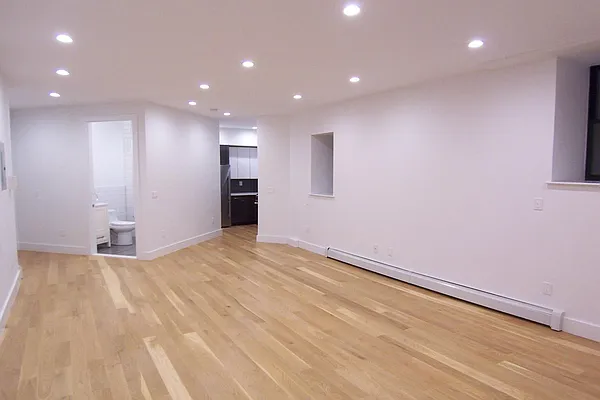 Rented by Maz Group NY | media 1