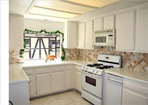3rd image of 402 El Centro St APT 7