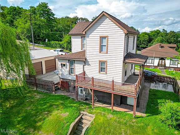 5th image of 212 Lincoln Ave