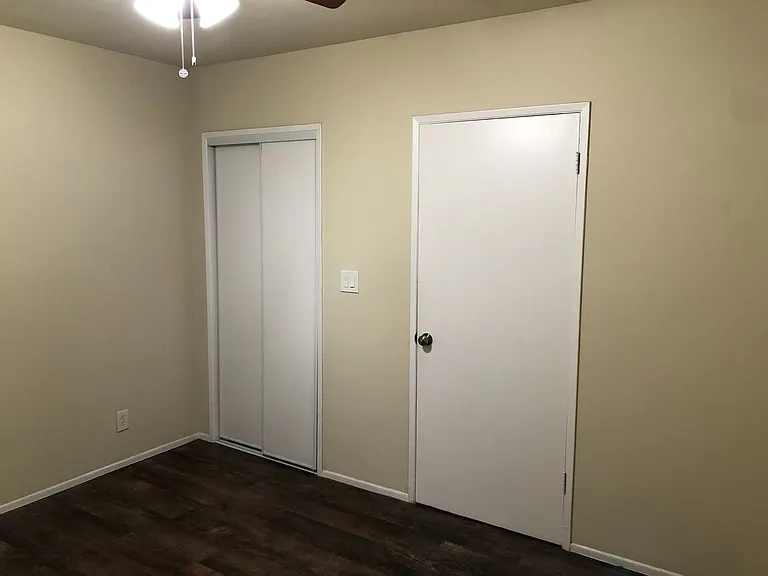 7820 Laurel Canyon Blvd — Photo 10