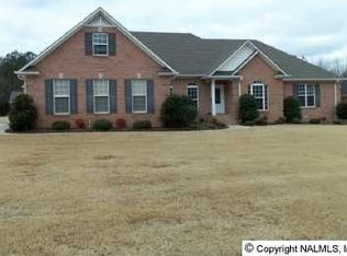 17199 Leatherwood Dr, Athens, AL 35611