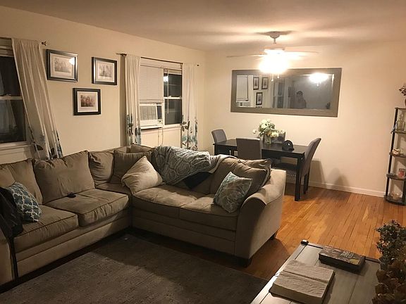 4th image of 27 Lambert Ave