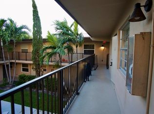205 NE 3rd St, Boynton Beach, FL 33435