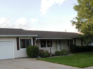 3321 W E St #W, North Platte, NE 69101