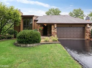 2738 Vernon Ct, Woodridge, IL