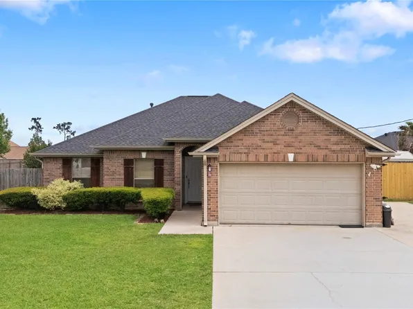 5695 Perrell Ln, Lumberton, TX 77657