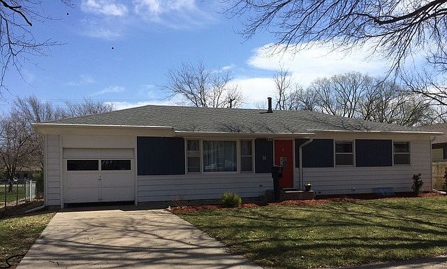 1st image of 14 Arbor Ct