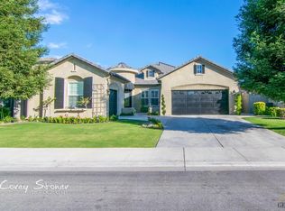 9309 Via Parma, Bakersfield, CA