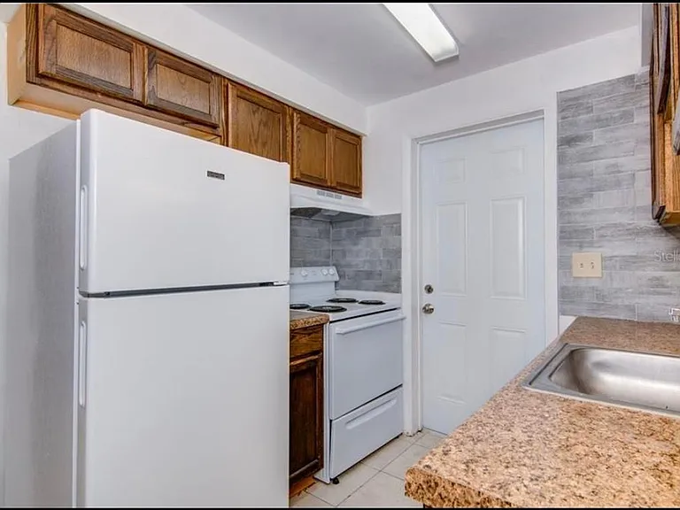 433 Dogwood Ct #433 & 435 — Photo 22