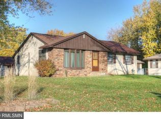 785 Meyer St N, Maplewood, MN 55119