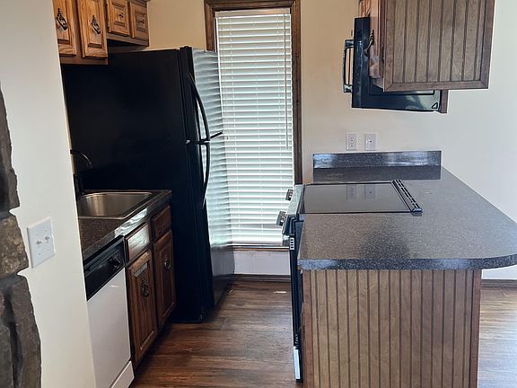 3rd image of 13807 Turnberry Ln #118