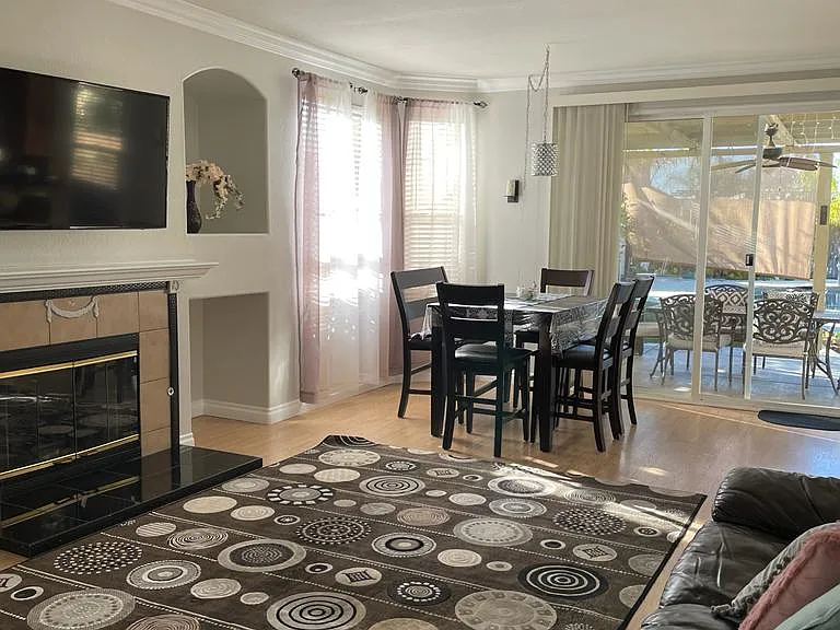 42081 Dahlia Way — Photo 4