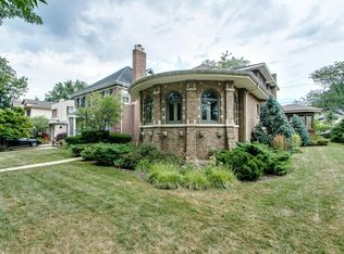 5909 N Kenneth Ave, Chicago, IL 60646