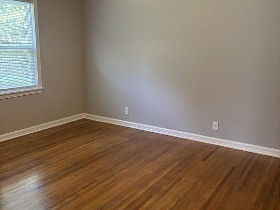 3rd image of 3080 Ragsdale Dr