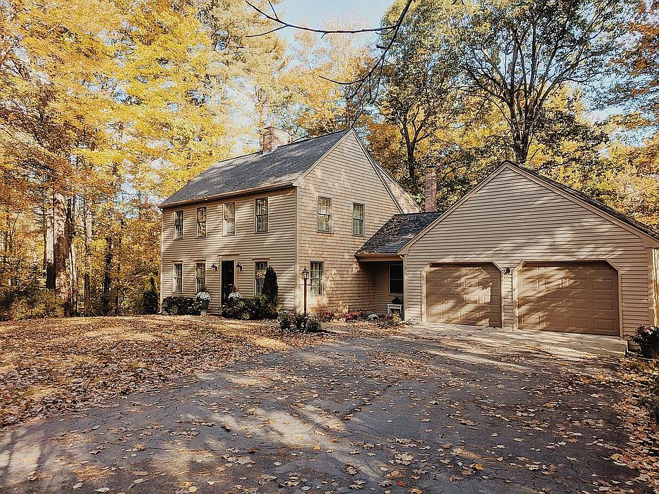 2nd image of 115 Stratham Heights Rd