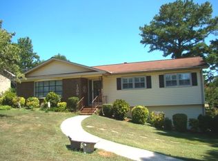 1309 Conger Rd, Anniston, AL 36207