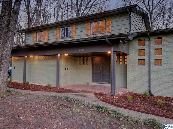 3rd image of 10113 Bluff Dr SE