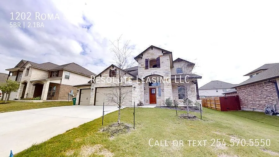 Spacious 5-Bedroom Home for Rent in Harker Heights — Photo 2
