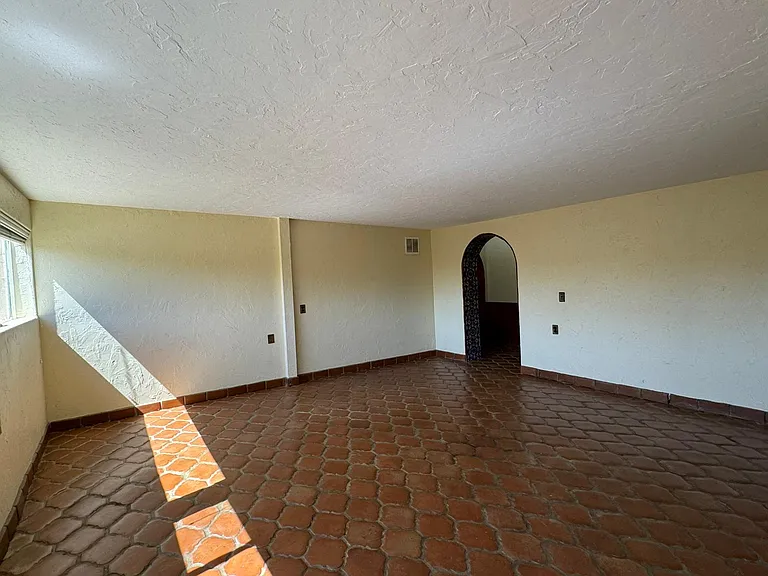 9220 Tropico Dr — Photo 18