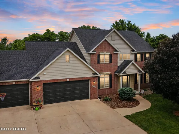 2605 Hemel Dr, Pella, IA 50219