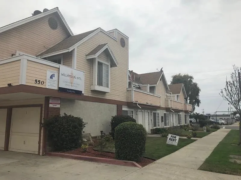2 bed, 1.5 bath, $2,350 — Photo 4
