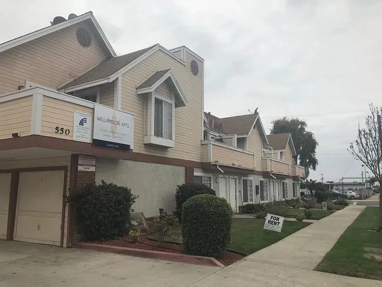 550 Williamson Ave #15 — Photo 4