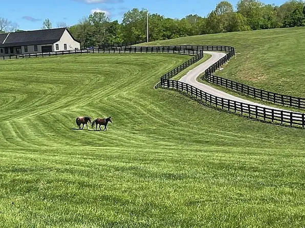 1459 Lock Rd, Lawrenceburg, KY 40342