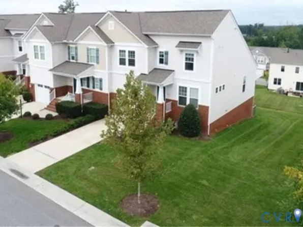 652 Abbey Village Cir, Midlothian, VA 23114