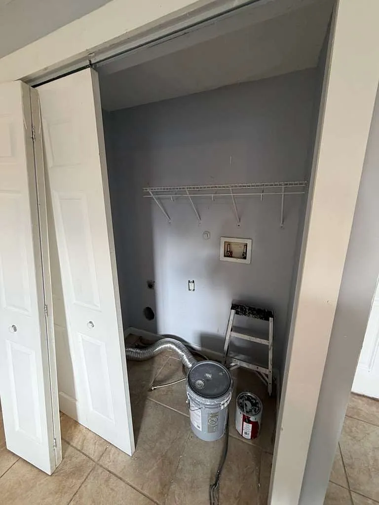 2719 Lucille St — Photo 4