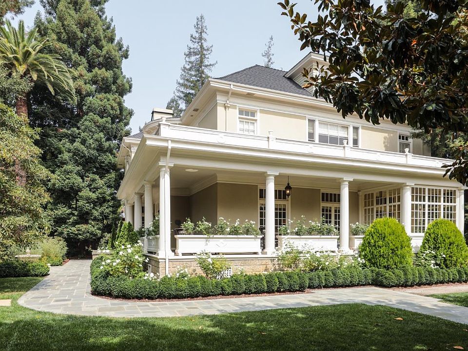 1st image of 1001 Forest Ave