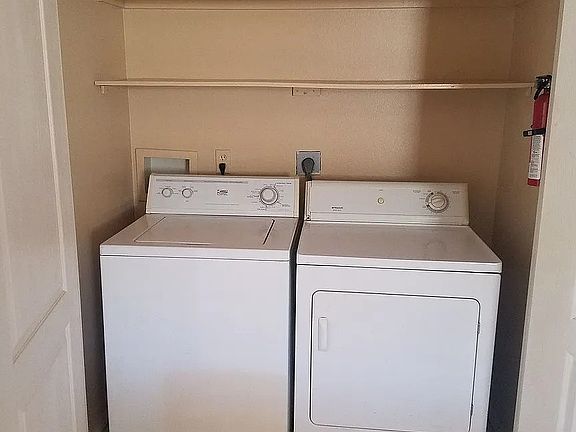 3rd image of 1118 Encanto Ave APT 1
