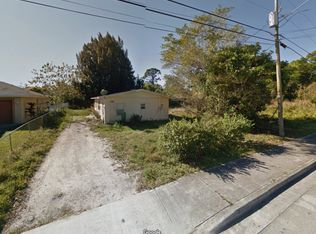 6924 2nd St, Jupiter, FL 33458