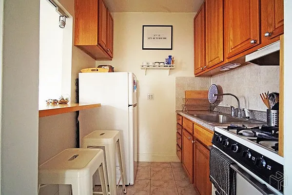 Rented by Halstead Real Estate | media 14