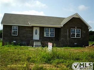136 Thacker Dr, Portland, TN 37148