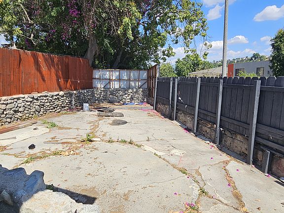 2nd image of 1832 Del Paso Ave