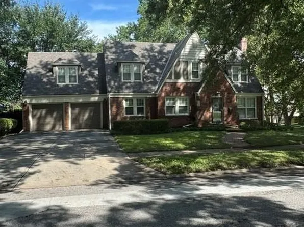 6821 Brookside Rd, Kansas City, MO 64113