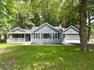 207 Hazardville Rd, Longmeadow, MA 01106