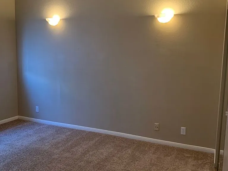 2405 Leon St #101-203 — Photo 11