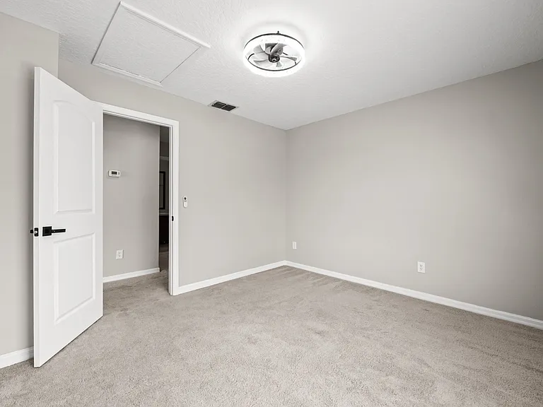 1752 Portcastle Cir — Photo 53
