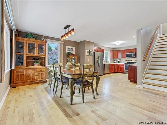 5th image of 70 Dalfonso Rd