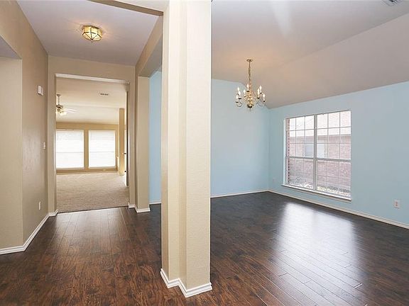 3rd image of 8016 Mount Shasta Cir
