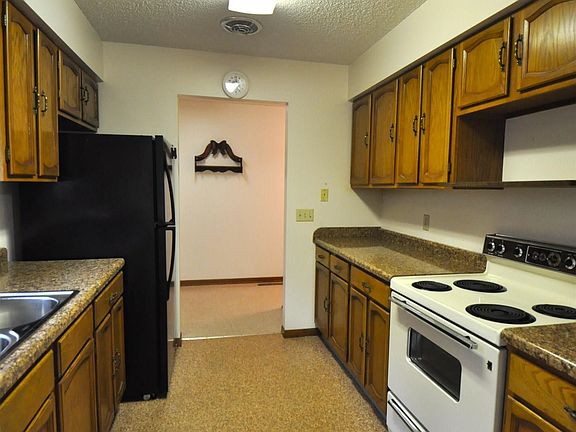 3rd image of 5400 Homestead Ct