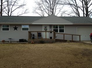 325 S Ballantine Ave #DU, Du Quoin, IL 62832